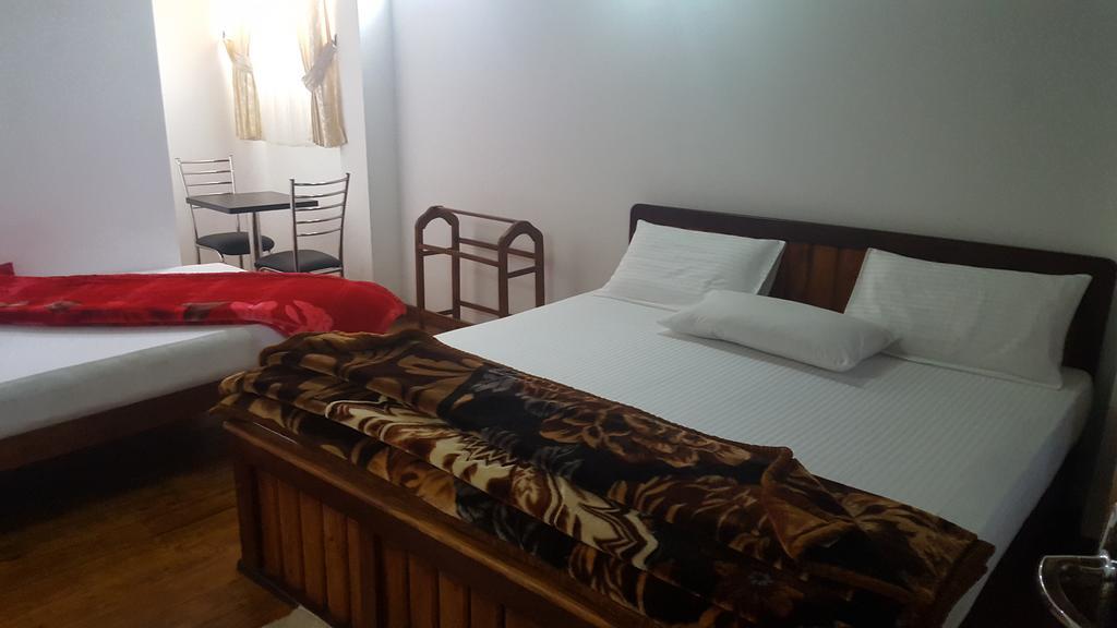 Eranga Guest Ξενοδοχείο Νουβάρα Ελίγια Δωμάτιο φωτογραφία